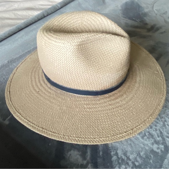 Janessa Leone Packable Straw Hat ‘Valentine’ - Picture 11 of 11